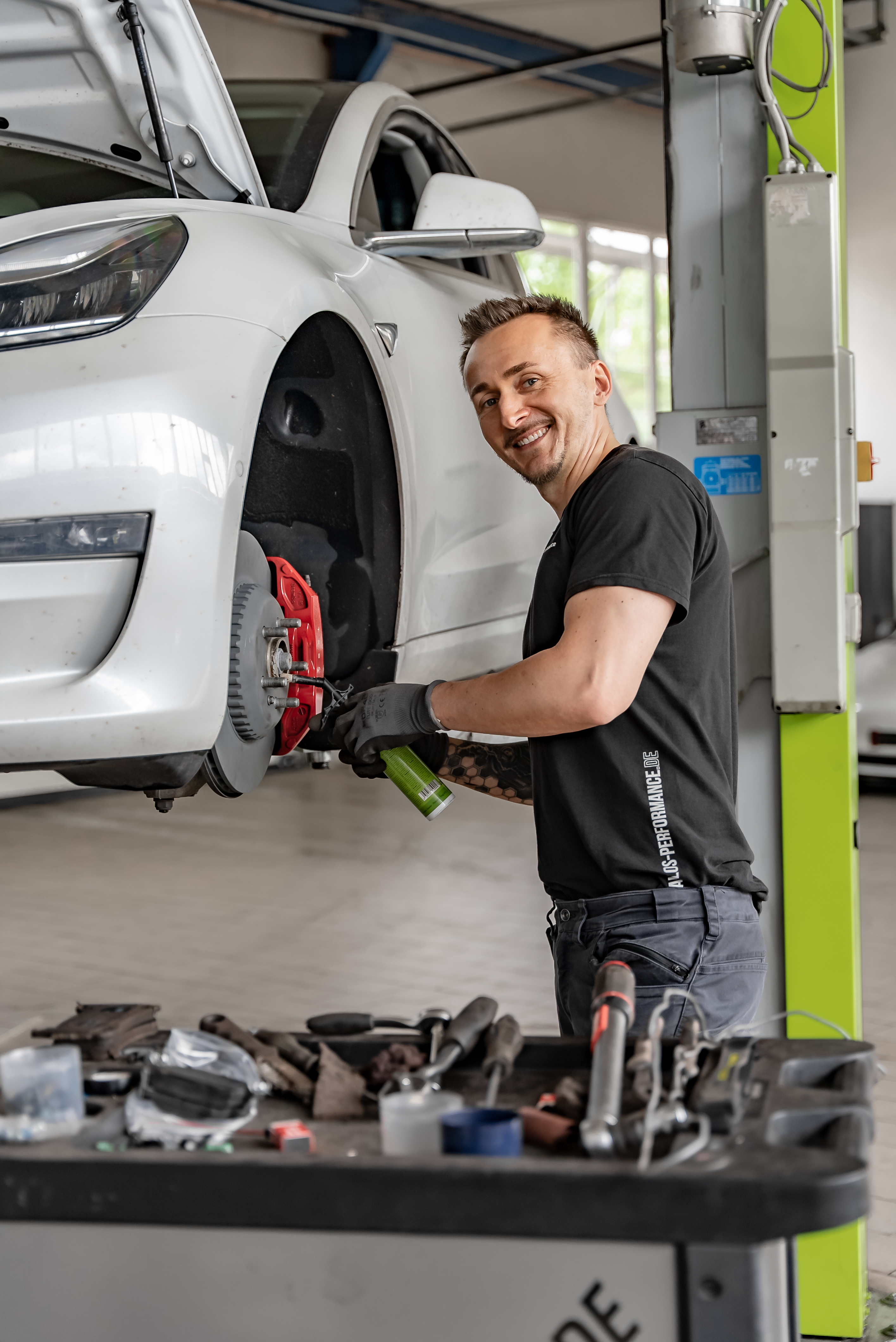 Tesla Service
